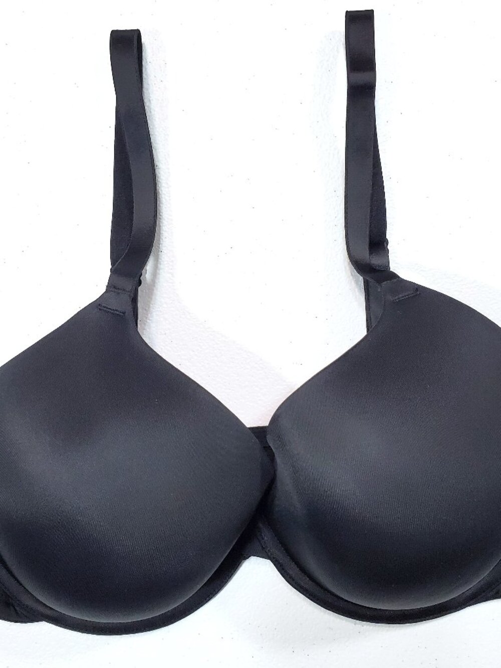PINK Victoria's Secret Wear Everywhere T-Shirt Front-Close Lined Bra. Size 36DD